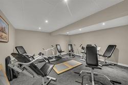 Use as a gym or extra bedroom - 
