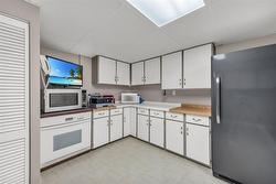 Possible in-law potential with this partial kitchen set up - 