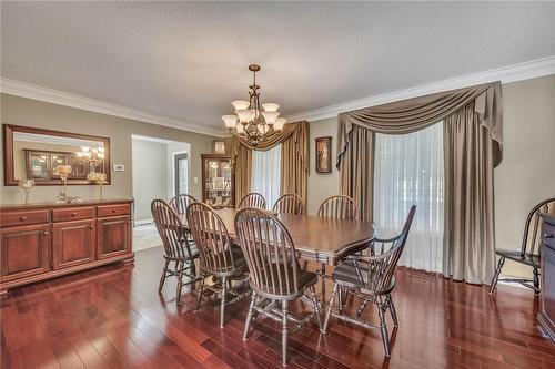 861 Centre Road, Flamborough, ON - Indoor Photo Showing Dining Room
