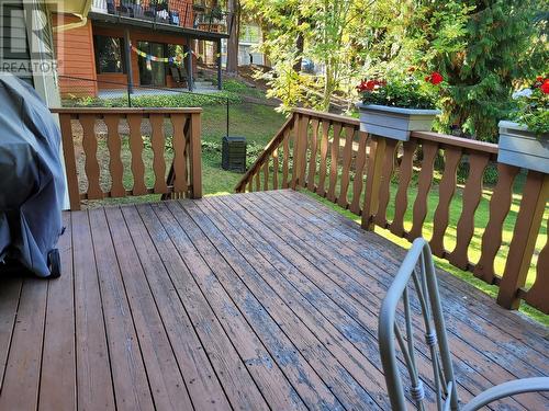 2207 Lakeview Drive, Blind Bay, BC - Outdoor With Deck Patio Veranda With Exterior