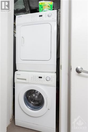 200 Rideau Street Unit#403, Ottawa, ON - Indoor Photo Showing Laundry Room