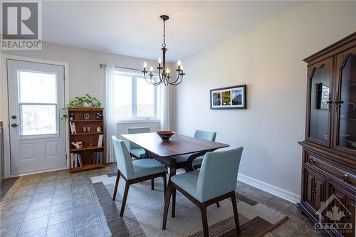 1472 South Russell Road, Russell, ON - Indoor Photo Showing Dining Room