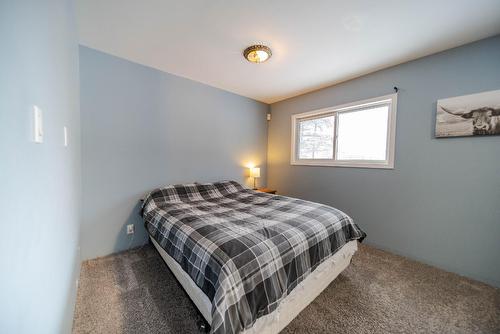 2221 2Nd Street S, Cranbrook, BC - Indoor Photo Showing Bedroom