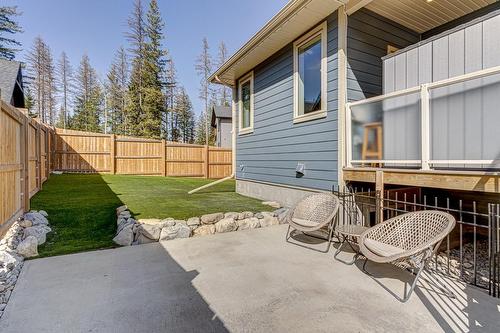 2264 Black Hawk Drive, Sparwood, BC - Outdoor With Exterior