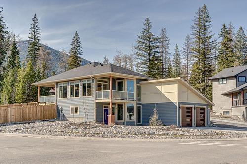 2264 Black Hawk Drive, Sparwood, BC - Outdoor With Facade