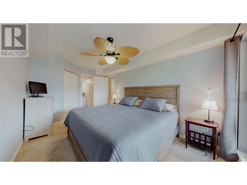 7600 Cottonwood Drive Unit# 305, Osoyoos, BC - Indoor Photo Showing Bedroom