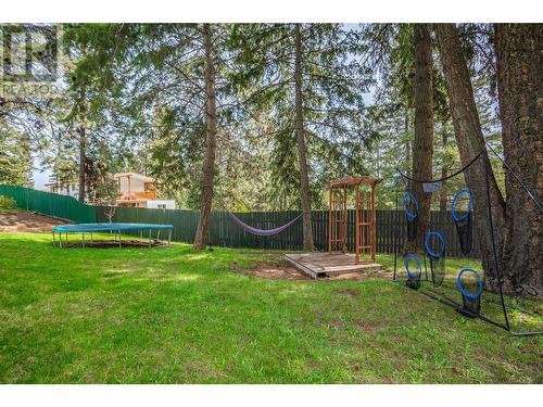 830 Firwood Road, Kelowna, BC - Outdoor With Backyard