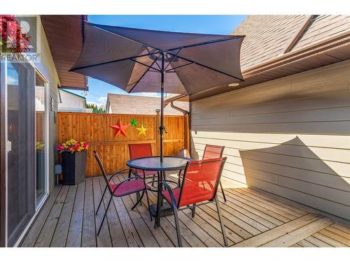 664 Patterson Avenue, Kelowna, BC - Outdoor With Deck Patio Veranda With Exterior