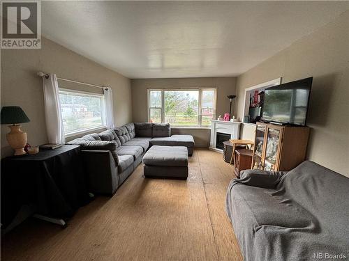 69 Mcleod Road, Saint John, NB - Indoor Photo Showing Living Room