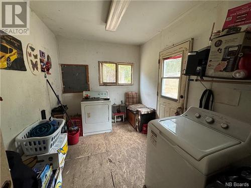69 Mcleod Road, Saint John, NB - Indoor Photo Showing Laundry Room