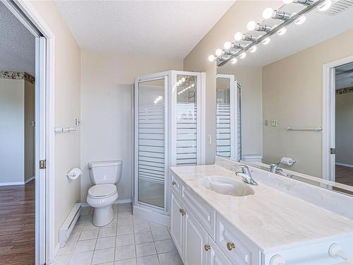 5658 Malibu Terr, Nanaimo, BC - Indoor Photo Showing Bathroom