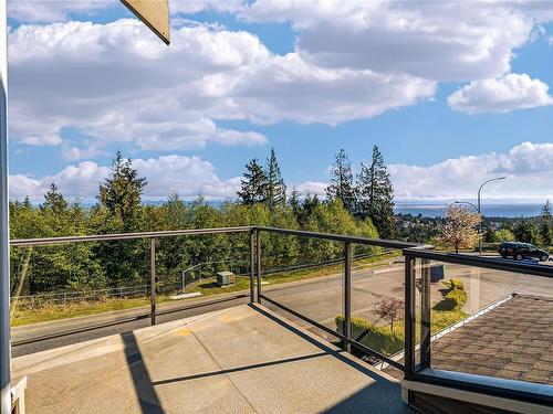 5207 Dewar Rd, Nanaimo, BC - Outdoor With Balcony With View