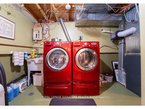 7045 Tamar Mews, Mississauga, ON - Indoor Photo Showing Laundry Room