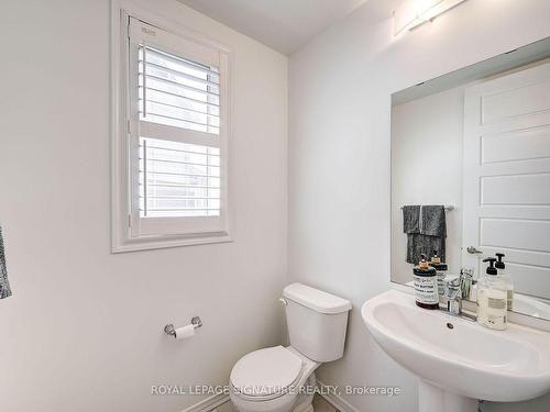234 Dolman St, Woolwich, ON - Indoor Photo Showing Bathroom