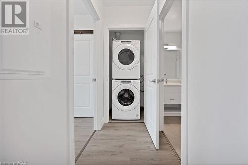 15 Glebe Street Unit# 1904, Cambridge, ON - Indoor Photo Showing Laundry Room