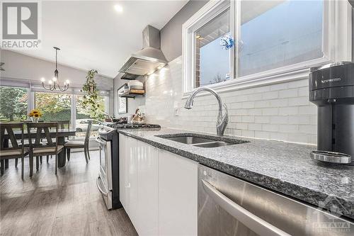 1941 Connecticut Avenue, Ottawa, ON - Indoor Photo Showing Kitchen With Double Sink With Upgraded Kitchen