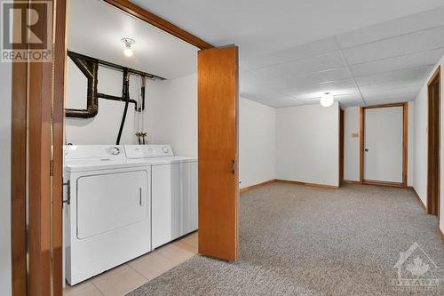 45 Queen Street, Crysler, ON - Indoor Photo Showing Laundry Room