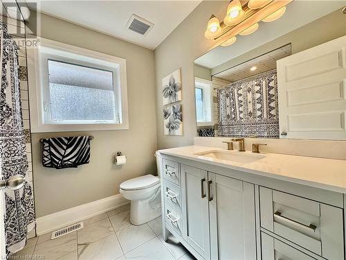 103 Second Street, Walkerton, ON - Indoor Photo Showing Bathroom