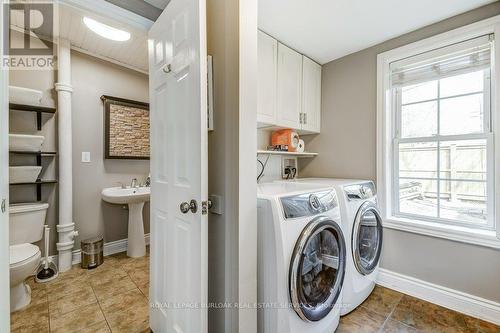 92 Steven Street, Hamilton, ON - Indoor Photo Showing Laundry Room