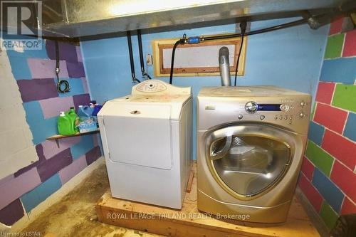 51 Bedford Rd, London, ON - Indoor Photo Showing Laundry Room