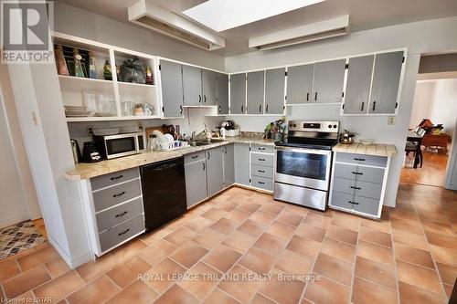 Imported from itso - 51 Bedford Road, London, ON - Indoor Photo Showing Kitchen With Double Sink
