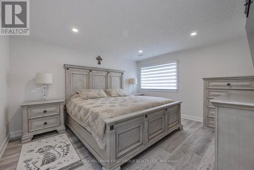 235 Riverside Pkwy, Quinte West, ON - Indoor Photo Showing Bedroom