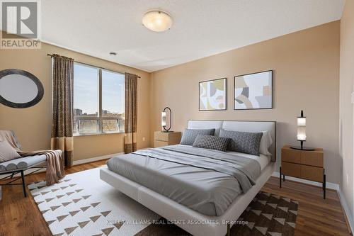 #512 -60 Wyndham St S, Guelph, ON - Indoor Photo Showing Bedroom