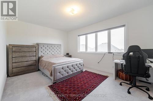 14 Lowell Cres, Brampton, ON - Indoor Photo Showing Bedroom