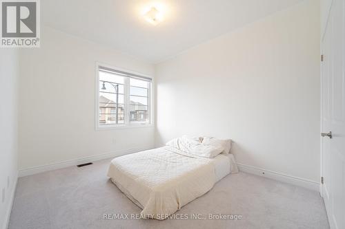 14 Lowell Crescent, Brampton, ON - Indoor Photo Showing Bedroom