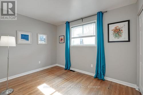 689 Ardleigh Crescent, Burlington, ON - Indoor Photo Showing Other Room
