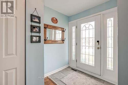 689 Ardleigh Cres, Burlington, ON - Indoor Photo Showing Other Room