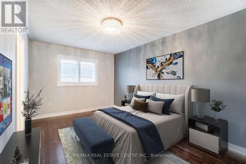 3716 Bloomington Crescent, Mississauga, ON - Indoor Photo Showing Bedroom