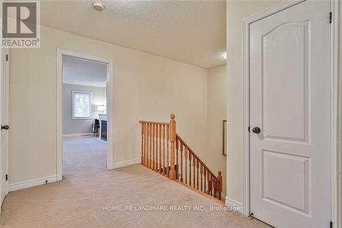 3086 Highvalley Rd, Oakville, ON - Indoor Photo Showing Other Room
