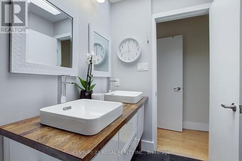 48 Michener Court, Toronto, ON - Indoor Photo Showing Bathroom