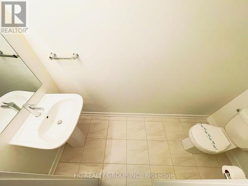 #5 -3562 Colonial Dr, Mississauga, ON - Indoor Photo Showing Bathroom