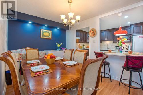 #605 -115 Hillcrest Ave, Mississauga, ON - Indoor Photo Showing Dining Room