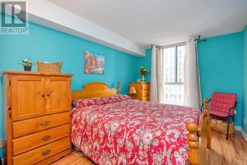 #605 -115 Hillcrest Ave, Mississauga, ON - Indoor Photo Showing Bedroom