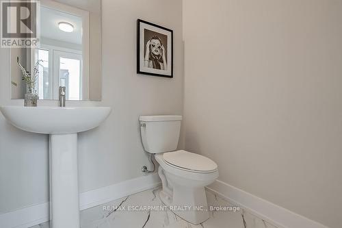 #61 -2273 Turnberry Rd, Burlington, ON - Indoor Photo Showing Bathroom