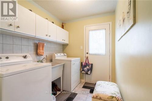 3336 Jordan Avenue, Burlington, ON - Indoor Photo Showing Laundry Room
