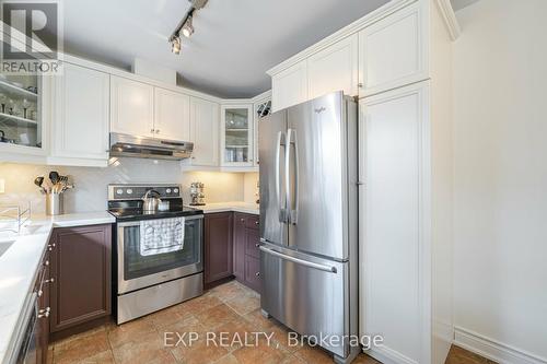 54 William St, Toronto, ON - Indoor Photo Showing Kitchen With Stainless Steel Kitchen