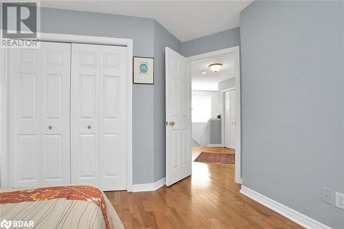 342 South Leaksdale Circle, London, ON - Indoor Photo Showing Bedroom
