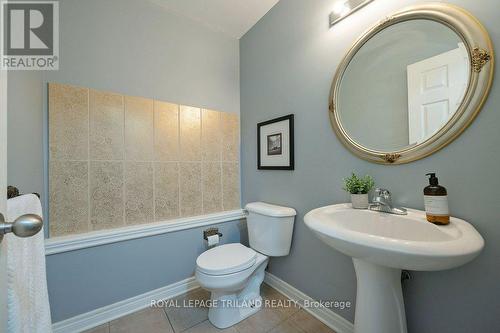 2340 Meadowgate Blvd, London, ON - Indoor Photo Showing Bathroom