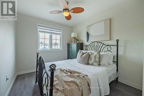 2340 Meadowgate Blvd, London, ON - Indoor Photo Showing Bedroom