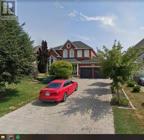 209 Village Green Dr, Vaughan, ON - Outdoor