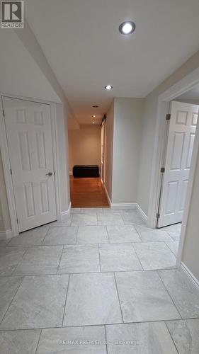 209 Village Green Dr, Vaughan, ON - Indoor Photo Showing Other Room