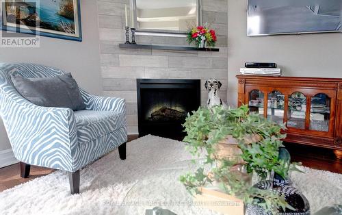 #407 -6 Toronto St, Barrie, ON - Indoor With Fireplace