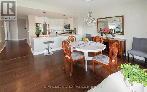 #407 -6 Toronto St, Barrie, ON - Indoor Photo Showing Dining Room