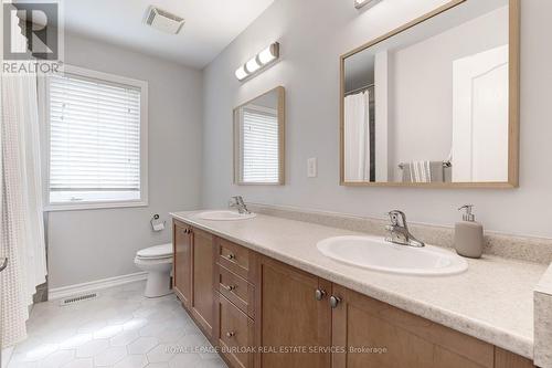 3316 Cline Street, Burlington, ON - Indoor Photo Showing Bathroom