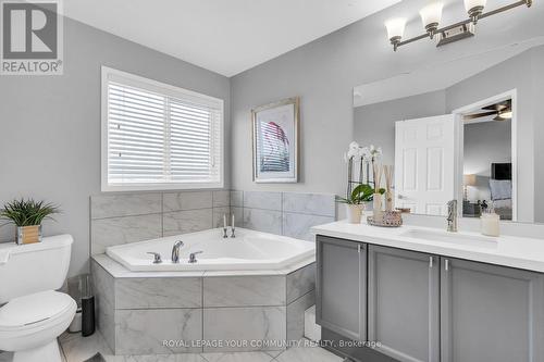 98 Oceanpearl Cres, Whitby, ON - Indoor Photo Showing Bathroom