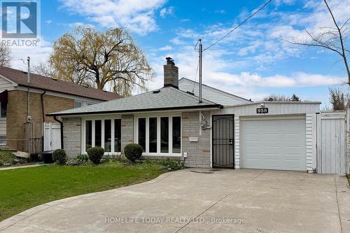 958 Midland Avenue, Toronto (Kennedy Park), ON - Outdoor With Facade